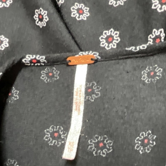 FREE PEOPLE Black Floral Double Layer Mini Dress / Tunic Side Pockets US Sz XS - Picture 5 of 9